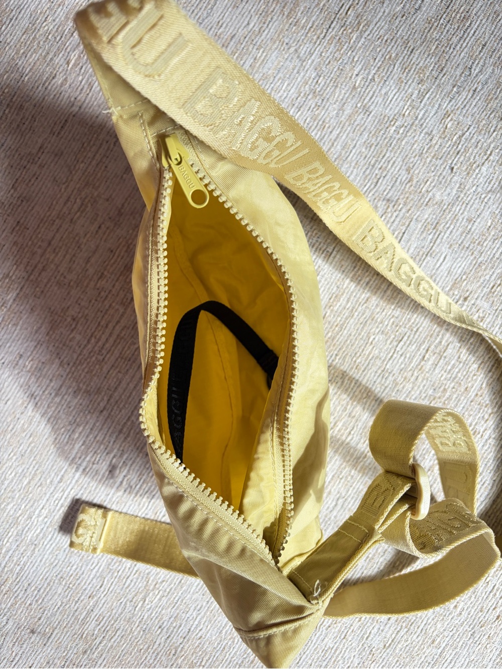 BAGGU Butter Yellow Small Crescent Crossbody Bag - Picture 3 of 3